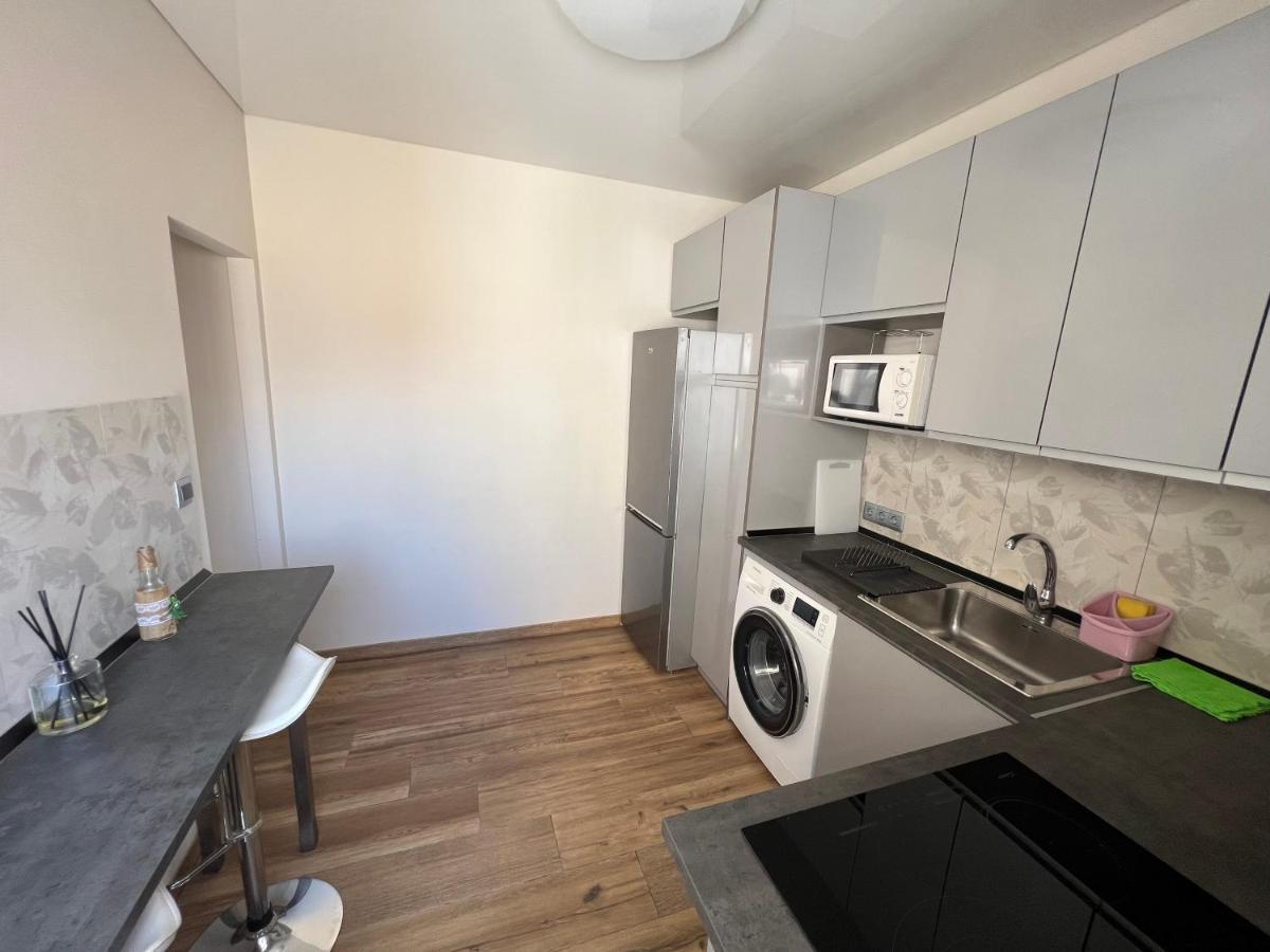 Genuar Apartments Malaga Center. Free Parking ภายนอก รูปภาพ