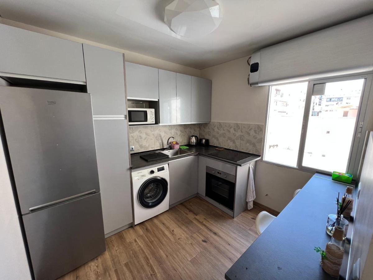 Genuar Apartments Malaga Center. Free Parking ภายนอก รูปภาพ
